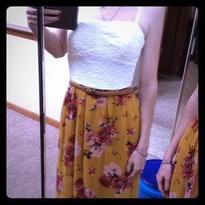 Long light summer dress with short inner layer